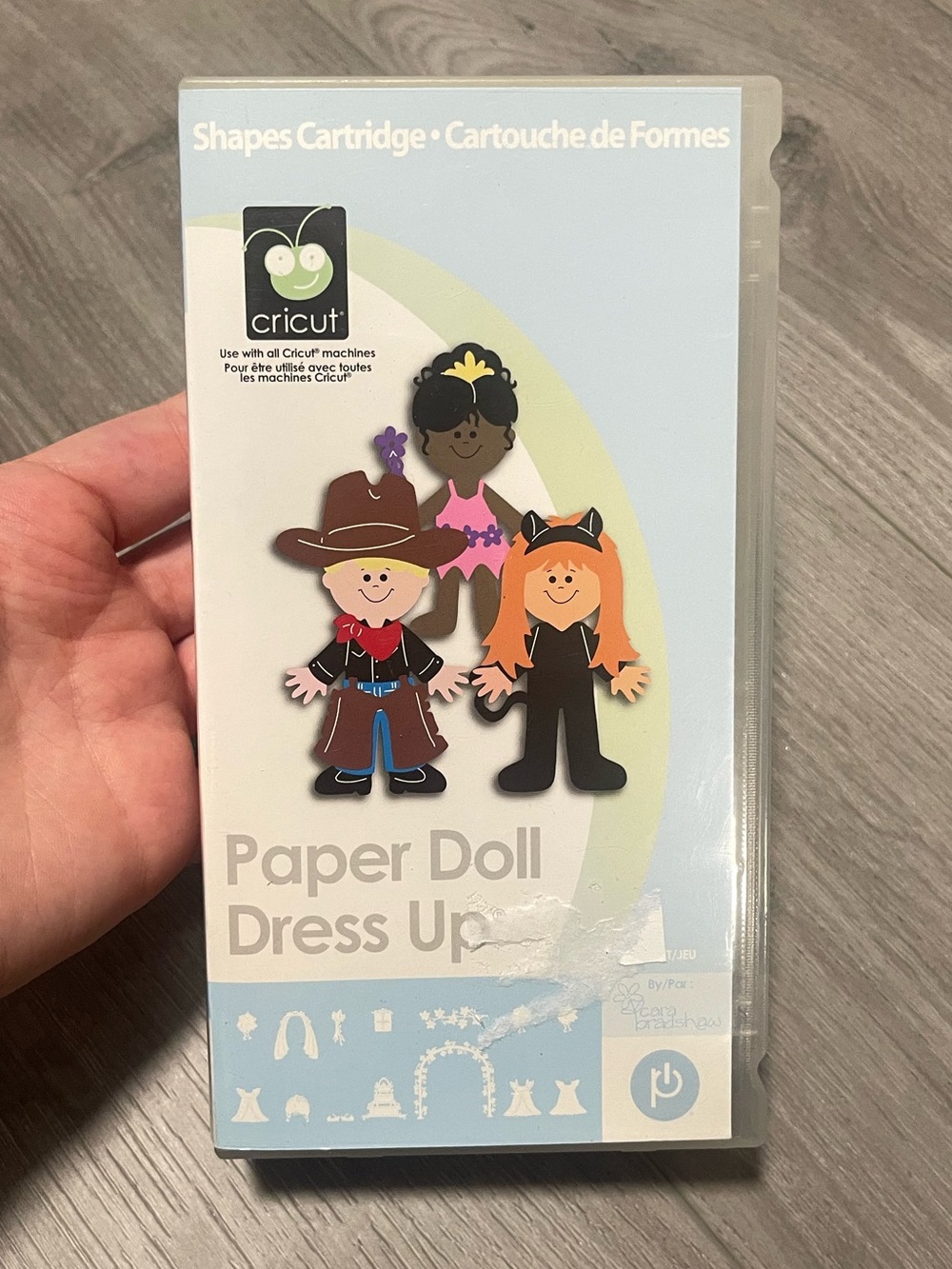 Cricut The Paper Doll Dress Up Cartridge overlay hardcase and hand book